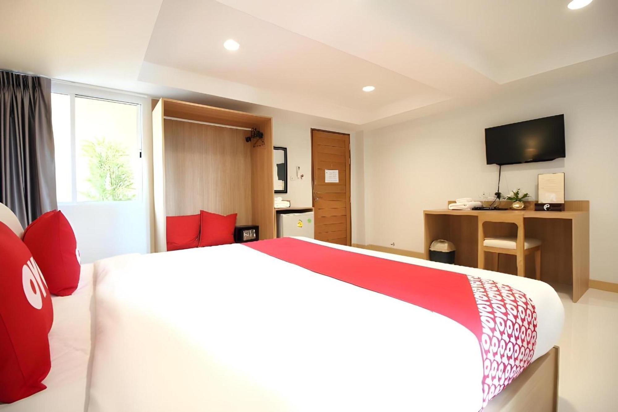 בנגקוק Super Oyo 483 Pannee Hotel Khaosan מראה חיצוני תמונה