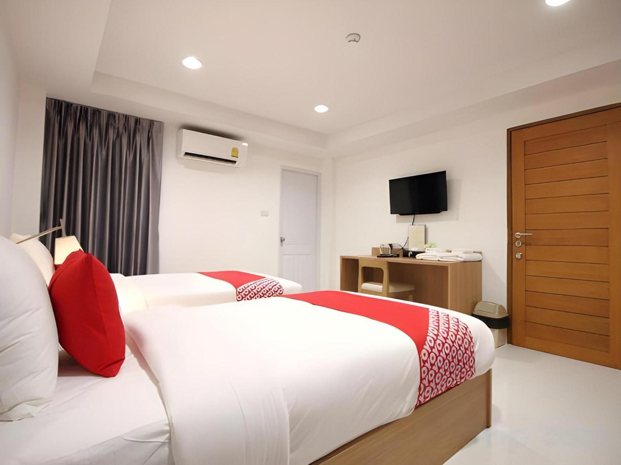 בנגקוק Super Oyo 483 Pannee Hotel Khaosan מראה חיצוני תמונה