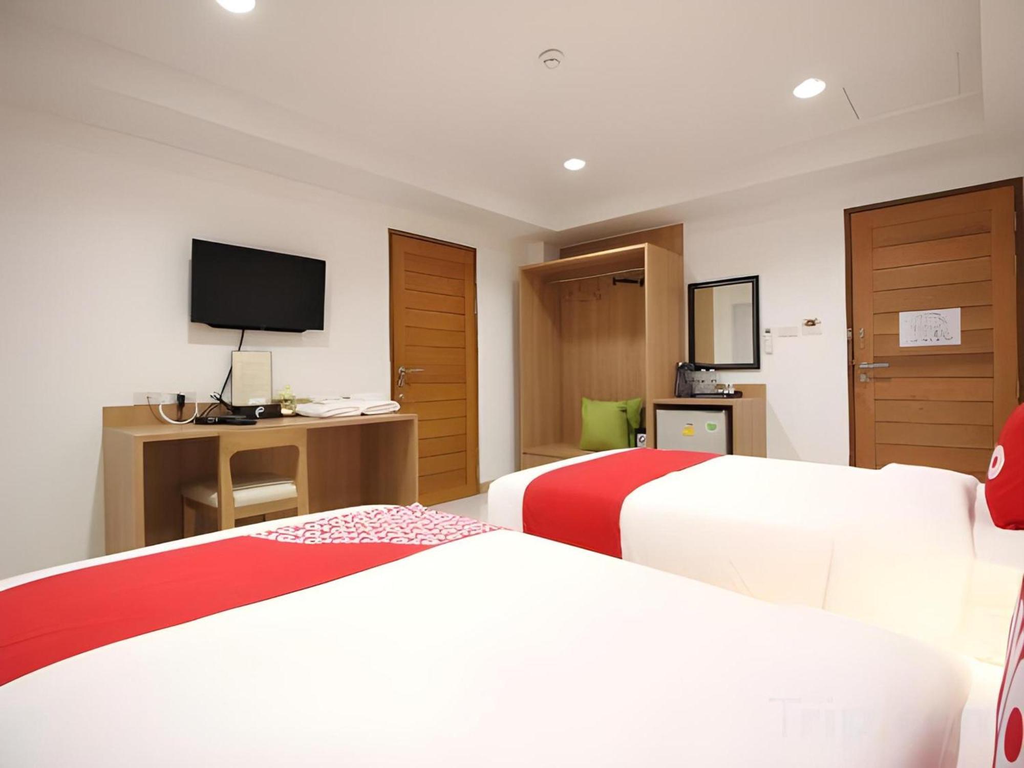בנגקוק Super Oyo 483 Pannee Hotel Khaosan מראה חיצוני תמונה
