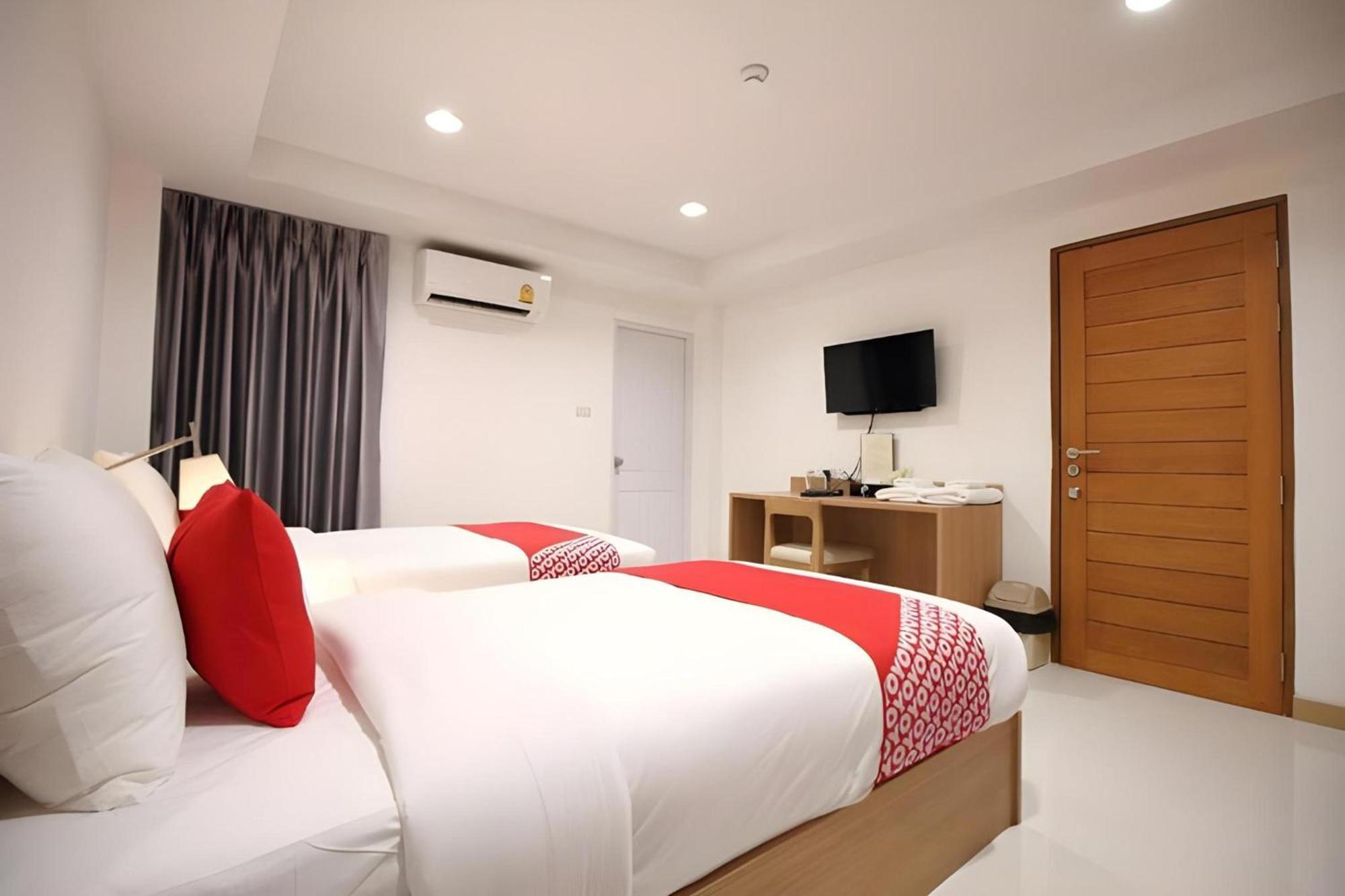 בנגקוק Super Oyo 483 Pannee Hotel Khaosan מראה חיצוני תמונה