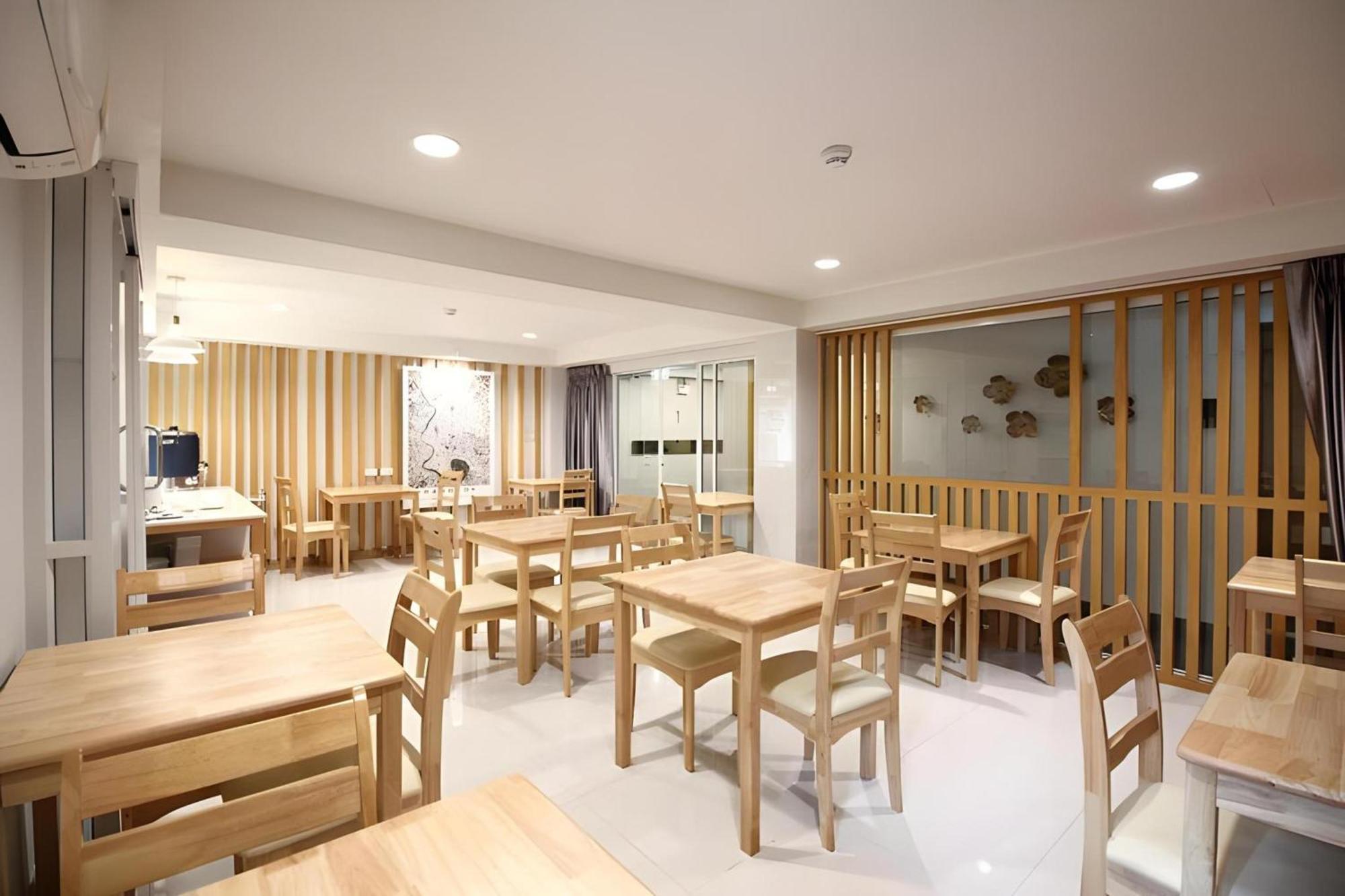 בנגקוק Super Oyo 483 Pannee Hotel Khaosan מראה חיצוני תמונה