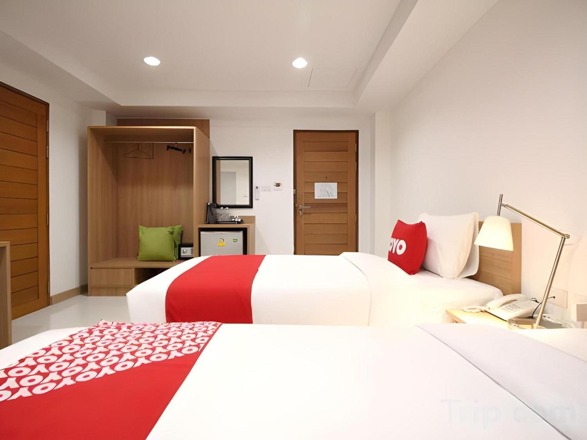 בנגקוק Super Oyo 483 Pannee Hotel Khaosan מראה חיצוני תמונה
